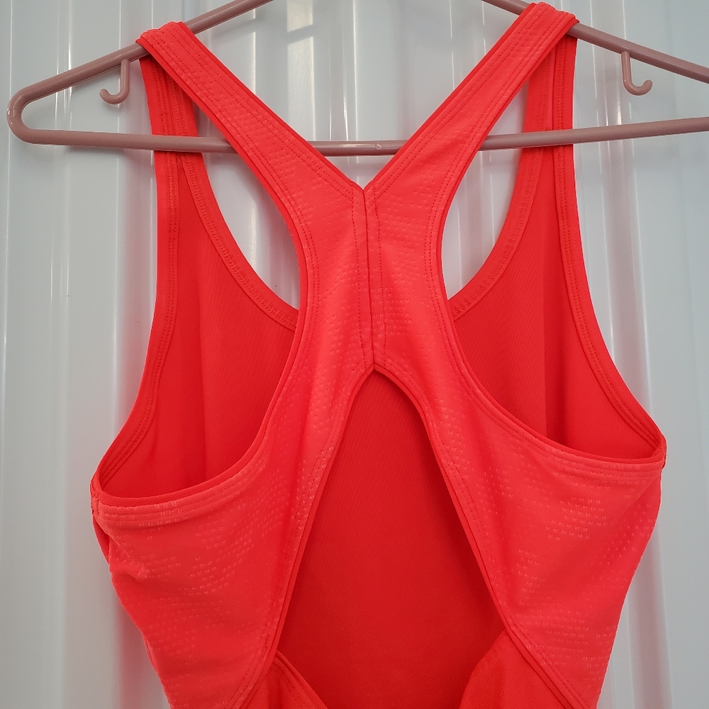Under Armour HeatGear RacerBack Tank Top - Picture 3 of 9